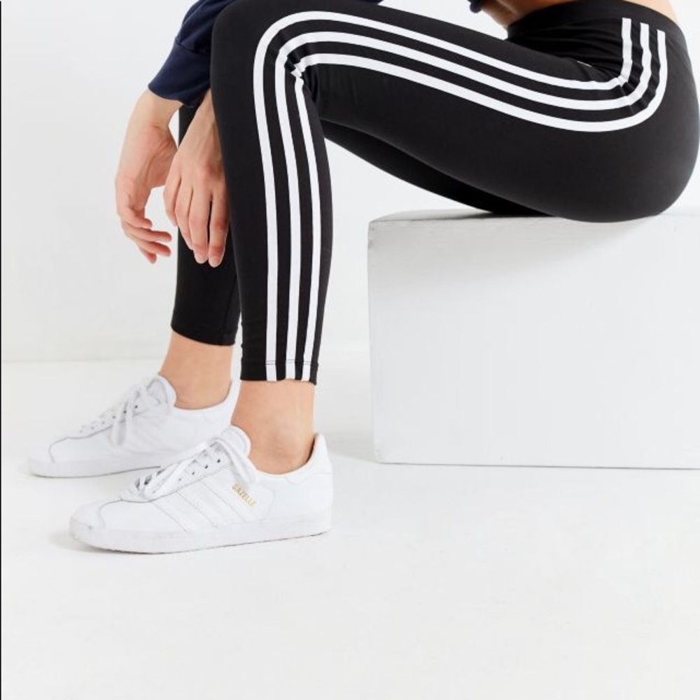 LAST ONE *Adidas Black 3 stripe Classic Leggings - Picture 3 of 8